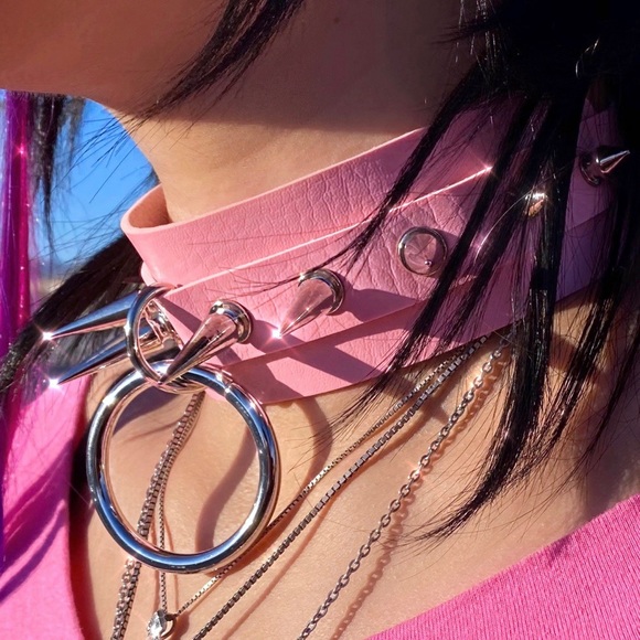 𝐁𝐚𝐝 𝐊𝐢𝐭𝐭𝐲💓 Spiked Bondage Choker - Picture 3 of 4